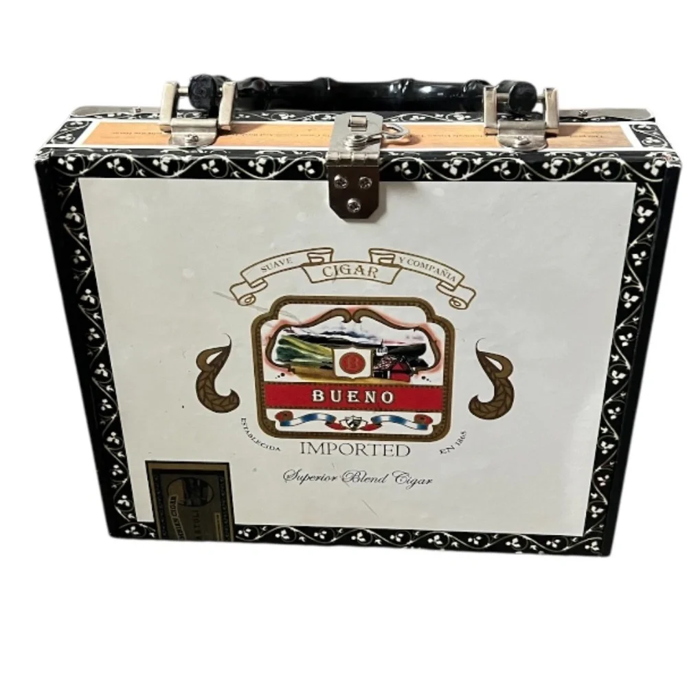 Vintage Bueno NYC Skyline Cigar Box Beaded Purse Black Bamboo Acrylic Handle